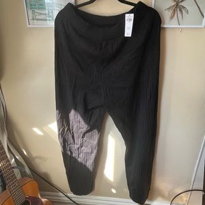 Abercrombie & Fitch NWT size XL straight sweats black